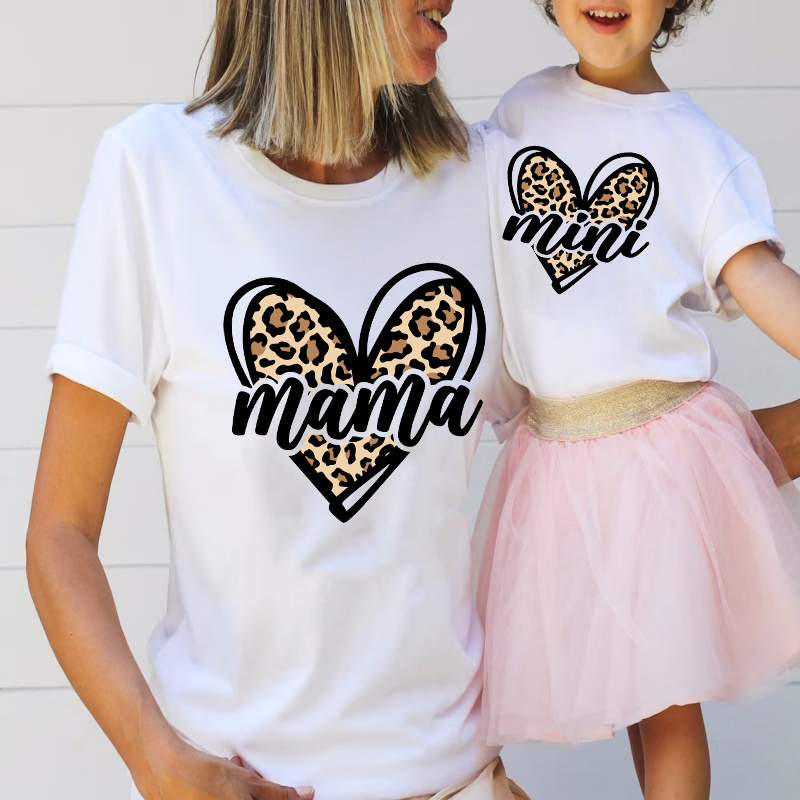 Семейная одежда с леопардовым  – обзор и цена Plant Parent T Shirt